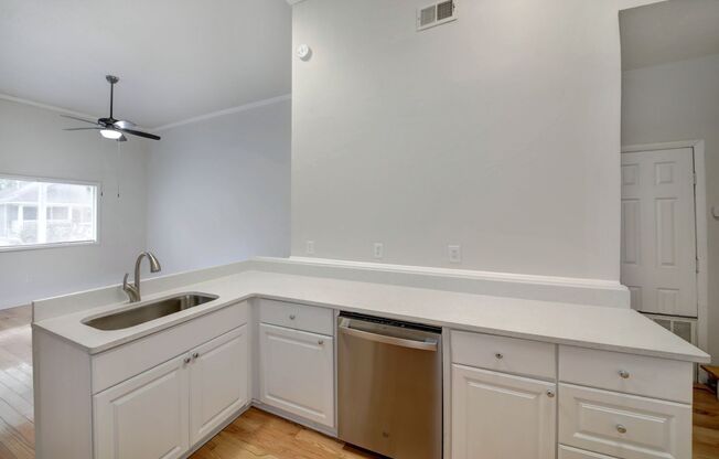 602 West 36th St