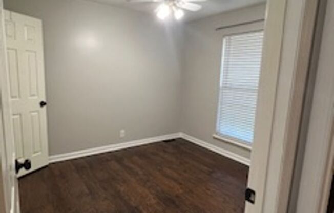 3 beds, 2 baths, $2,300