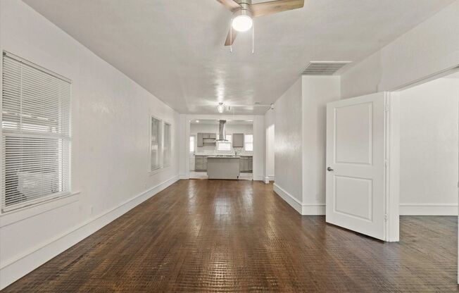 927 & 929 S Rosemont Ave