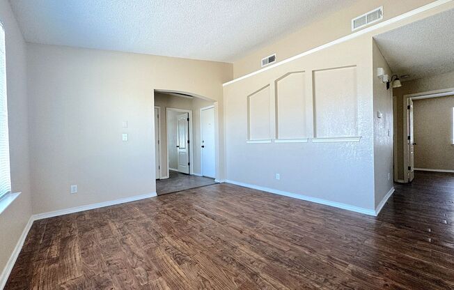 East El Paso 4 bed Refrig A/C