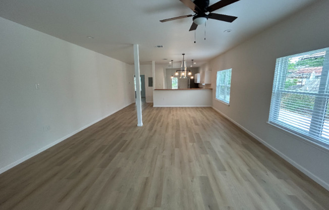 123 MONTROSE