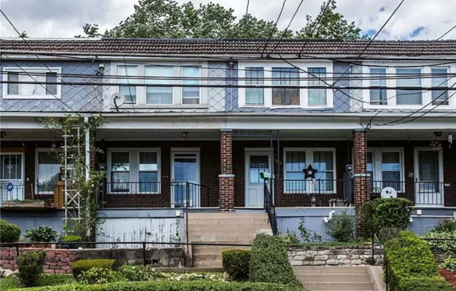 3 Bed 1.5 Bath- Pittsburgh PA