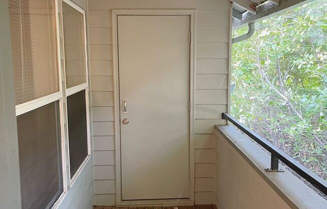 2 beds, 1 bath, $1,645