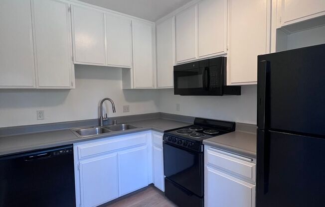 Pacific Breeze Apartments