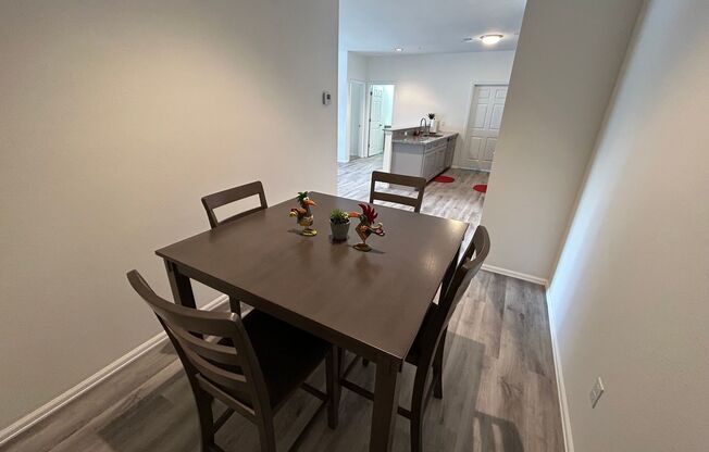 2 beds, 2 baths, 982 sqft, $1,795, Unit 228