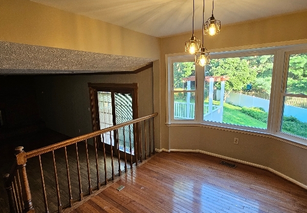 2305 HOLLY SPG DR