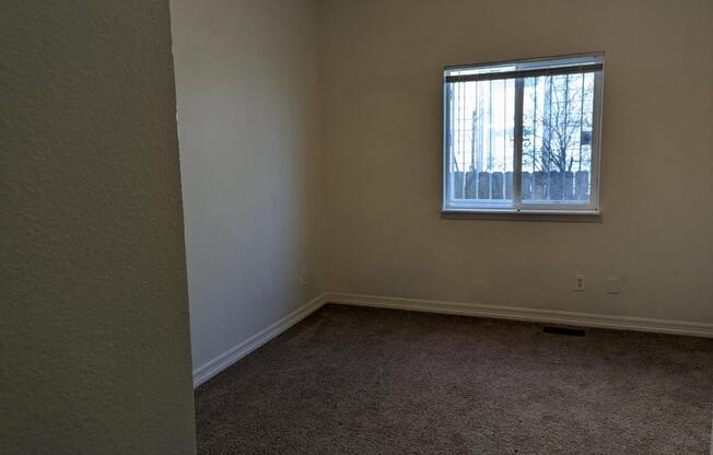 3 beds, 2 baths, 1,200 sqft, $2,380