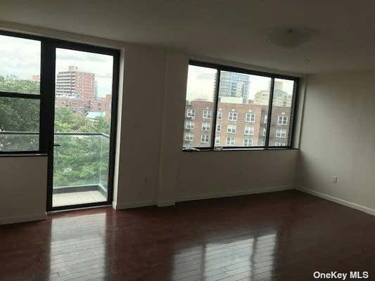 3 beds, 3 baths, 1,890 sqft, $4,800, Unit 7B