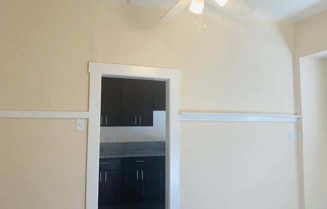 Old World Charm 2 bedroom / 1 bath
