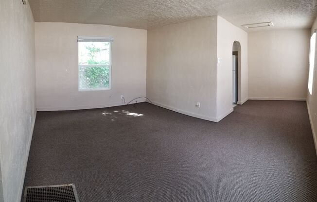 1 bed, 1 bath, 550 sqft, $650