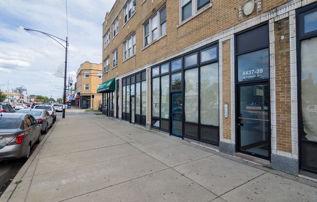 2 beds, 1 bath, 1,500 sqft, $1,800, Unit 4439-SF