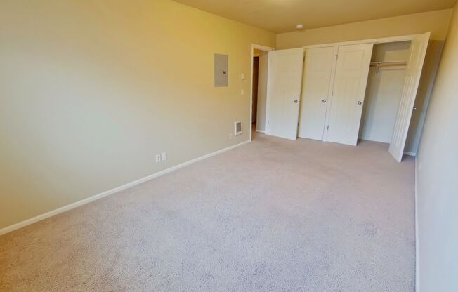 2 beds, 1.5 baths, $1,650, Unit 8