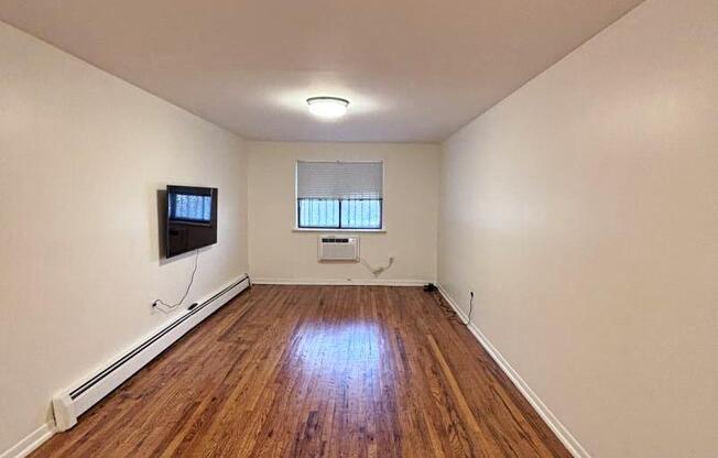 4124 40 ST