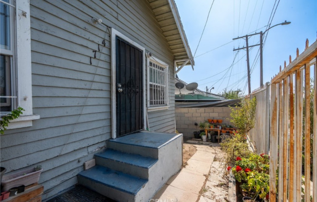 1714 WALTON AVE