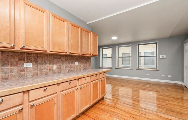 One bedroom Unit in South Shore