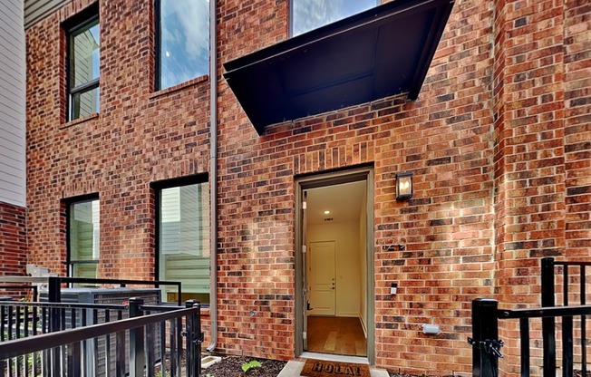 129 E OSCAR DR
