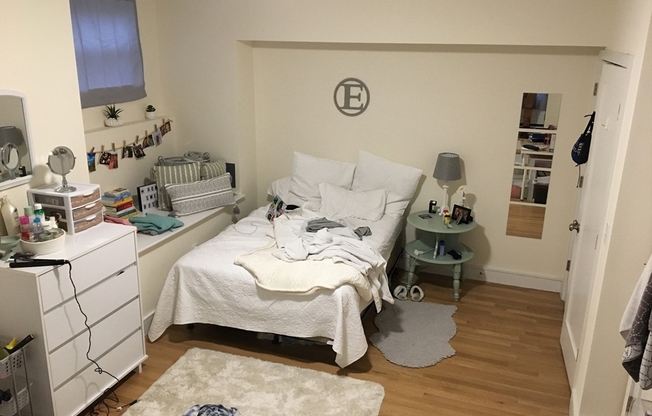 3 beds, 2 baths, 1,500 sqft, $6,500, Unit 1