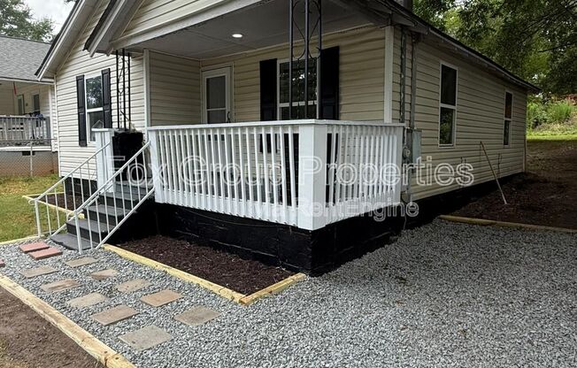 1612 W MCFARLAND AVE