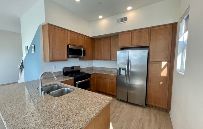 Beautiful 3B/3BA Townhouse in Otay Ranch