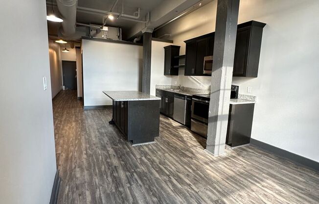 1 bed, 1 bath, 600 sqft, $1,260, Unit 202