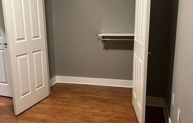 2 beds, 2 baths, $1,900, Unit 316