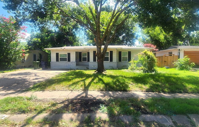 1520 HILLTOP DR
