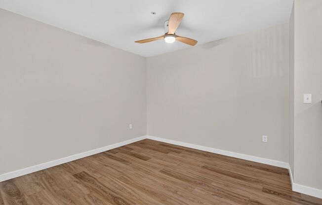 1 bed, 1 bath, 735 sqft, $1,895, Unit 101