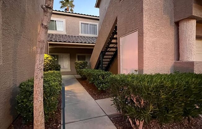 Peccole Ranch Stunning upgraded Condo