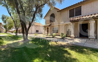 2 beds, 2.5 baths, 1,120 sqft, $1,699, Unit 1049