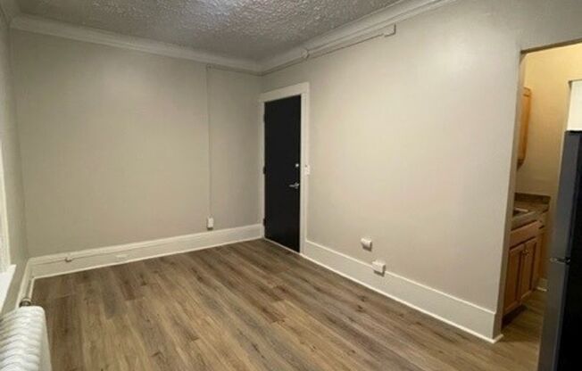 1 bed, 1 bath, $1,199, Unit 108