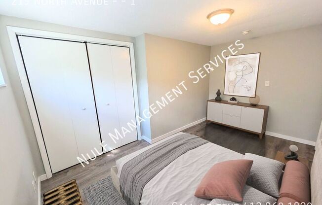 219 N AVE