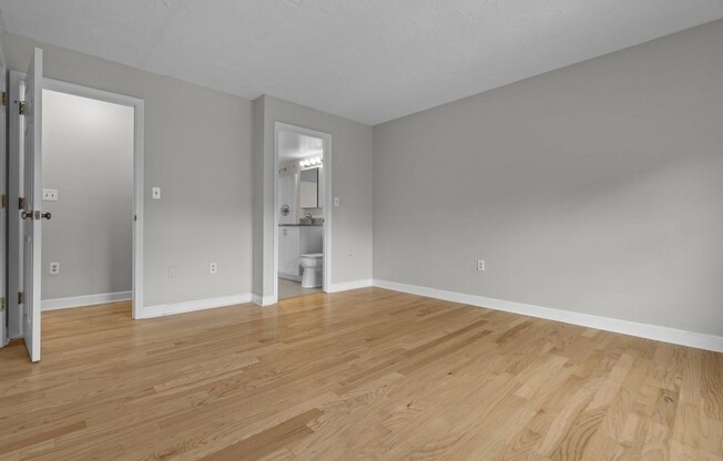 2 beds, 2 baths, 1,060 sqft, $2,600, Unit 32C