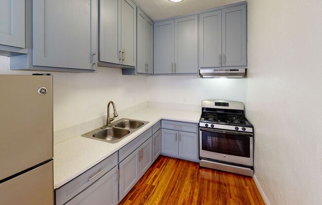 LXT - Lexington Ave Apts