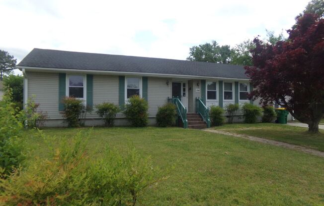 House in Hopewell! **MUST VIEW BY KEY DEOSIT BEFORE YOU APPLY ONLINE**
