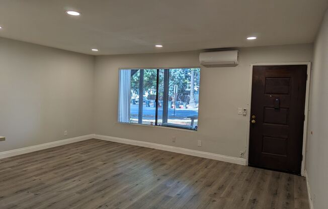 666-670 N. Hill Ave.