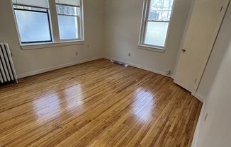 160 STRATHMORE