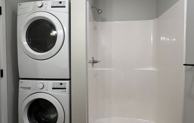 Studio, 1 bath, 532 sqft, $1,190, Unit WR 305-202