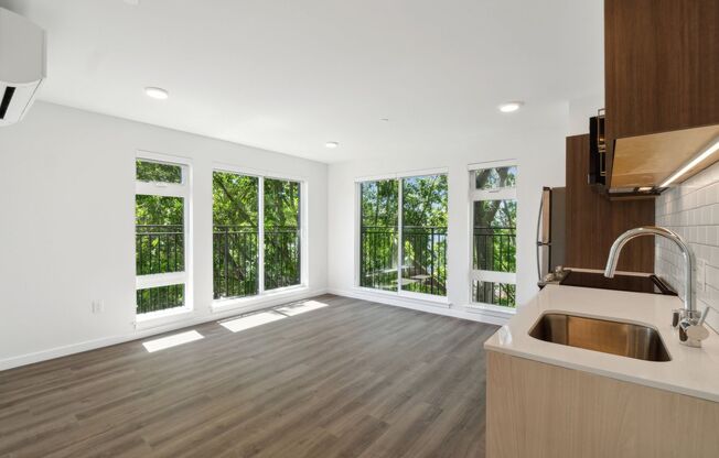 2 beds, 2 baths, 784 sqft, $3,495, Unit 302