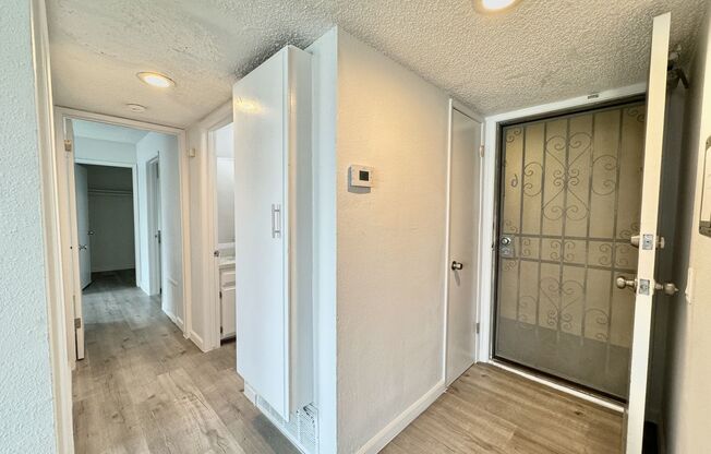 2 beds, 1.5 baths, $2,395, Unit Unit #6