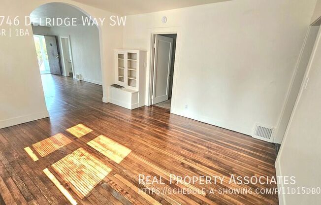 4746 DELRIDGE WAY SW