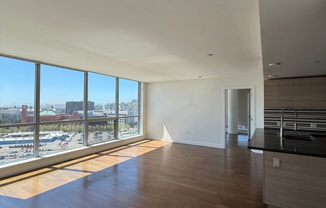 Penthouse Corner Condo at Arden- One of the Best Units on the Property!