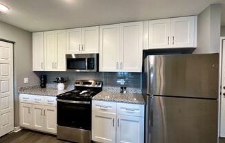 Avenue 6 - Luxury Apartments Downtown Huntsville South