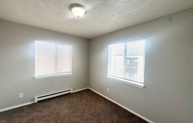 1 bed, 1 bath, 445 sqft, $895, Unit Unit U