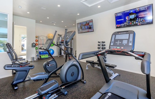 The Hedrick on Mountain Townhome-Style Apartments in Tucson, Arizona Fitness Center