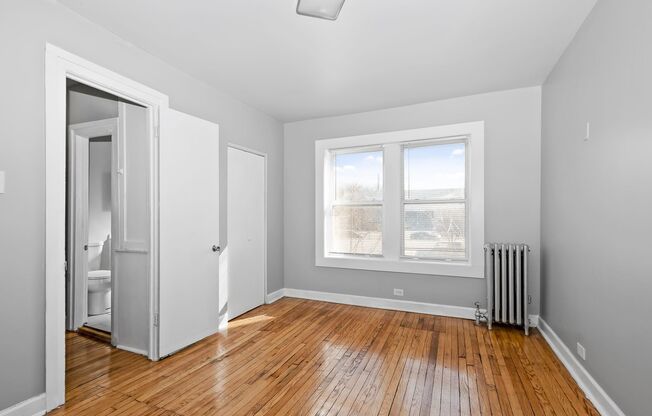 Studio, 1 bath, 450 sqft, $995, Unit 110