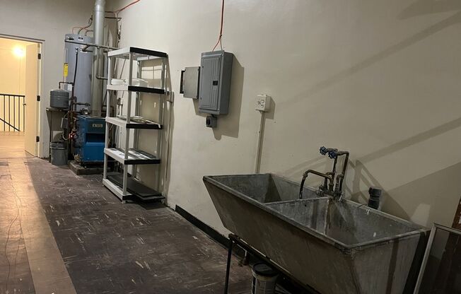 414 East Lincoln Ave