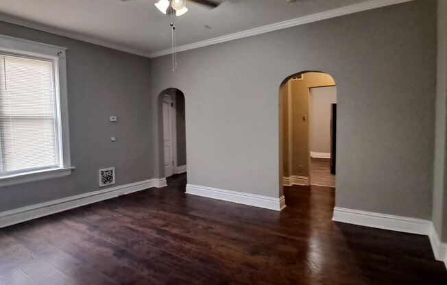 2900 -2902 Compton Ave