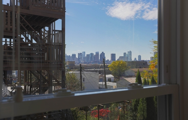 3 beds, 2 baths, 1,500 sqft, $3,950, Unit 2