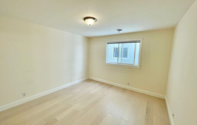 3 beds, 2 baths, $6,200