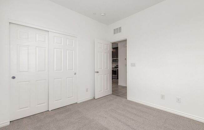 3 beds, 3 baths, $2,095